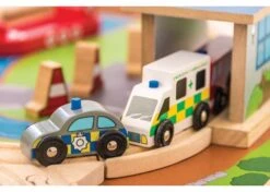 BigJigs BJT049 Treintafel Brandweer Spoortafel Houten Trein 11 BigJigs BJT049 Treintafel Brandweer Spoortafel Houten Trein -Chique Speelgoeds Winkel bigjigs bt049 brandwweer trein set en tafel 3