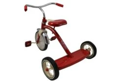 RadioFlyer Classic Red Tricycle M 9 RadioFlyer Classic Red Tricycle M -Chique Speelgoeds Winkel driewielers radio flyer classic red tricycle rf34 linksachter driewieler