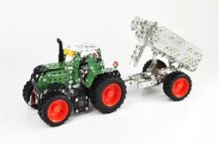Tronico Mini Fendt 313 Vario Met Aanhangwagen – 1 : 32 13 Tronico Mini Fendt 313 Vario Met Aanhangwagen – 1 : 32 -Chique Speelgoeds Winkel fendt 313 vario met aanhanger tronico mini 10021 2