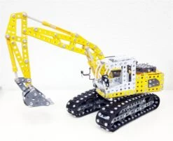Tronico Profi Liebherr Graafmachine – 1 : 25 -Chique Speelgoeds Winkel liebherr graafmachine tronico profi 10100 1 1