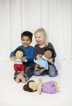 Pop – Jennifer – Rubens Barn Cutie -Chique Speelgoeds Winkel pop rubens barn cutie jennifer 1 1