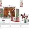 Schleich 42338 Groot Wedstrijdtoernooi Met Ruiters En Paarden -Chique Speelgoeds Winkel schleich 42338 groot wedstrijdtoernooi met ruiters en paarden