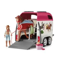 Schleich 42535 Avontuur Met Auto En Trailer HorseClub -Chique Speelgoeds Winkel schleich 42535 avontuur met auto en trailer 3 scaled 1
