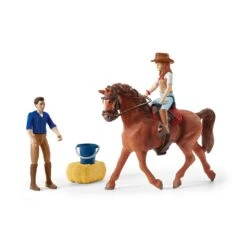 Schleich 42535 Avontuur Met Auto En Trailer HorseClub -Chique Speelgoeds Winkel schleich 42535 avontuur met auto en trailer 5 scaled 1